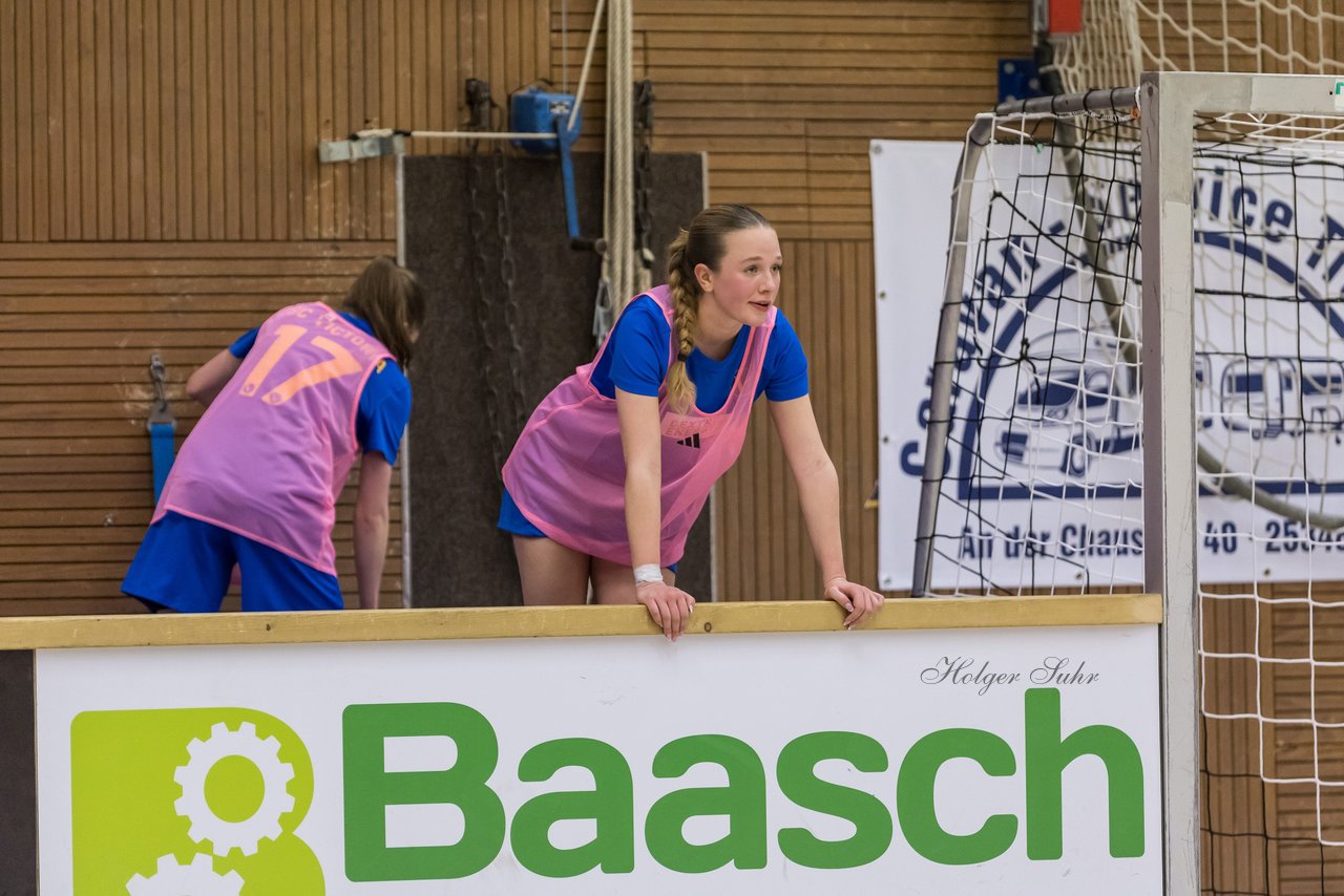 Bild 150 - VR Bank Cup Horst